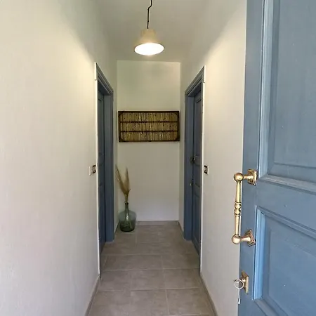 Andromache Скопелос